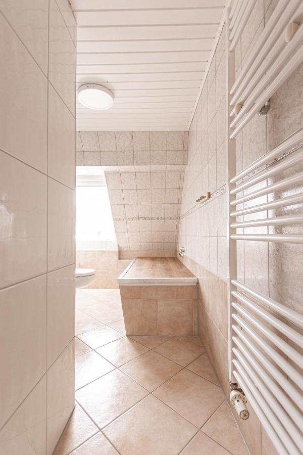 Ferienwohnung Hummelhus Elmenhorst エルメンホルスト エクステリア 写真